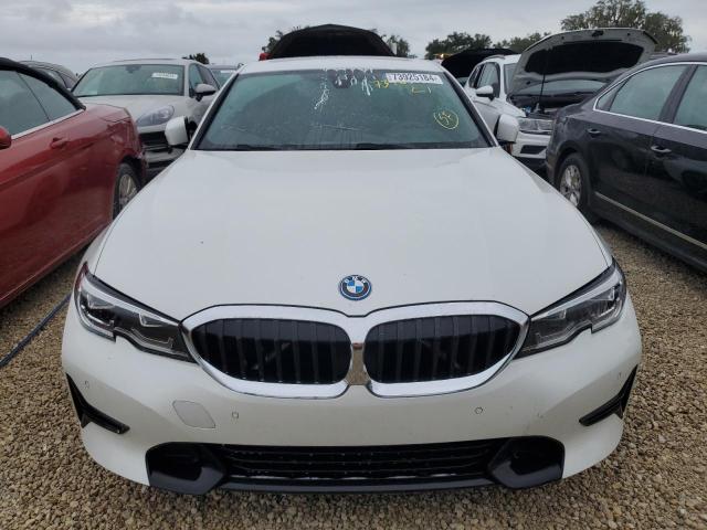 Photo 4 VIN: 3MW5P7J09N8C51540 - BMW 330E 