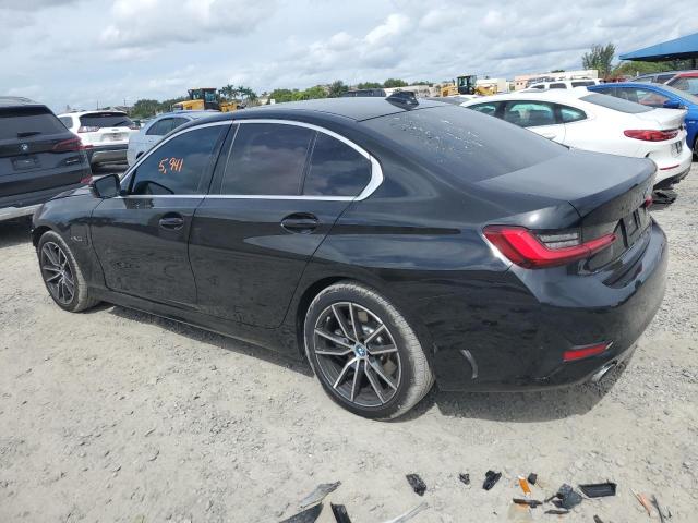 Photo 1 VIN: 3MW5P7J0XN8C75233 - BMW 330E 