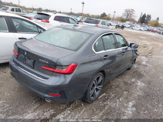 Photo 3 VIN: 3MW5P9J00M8B68475 - BMW 3 SERIES 