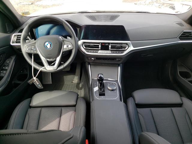 Photo 7 VIN: 3MW5P9J01N8C53262 - BMW 330XE 