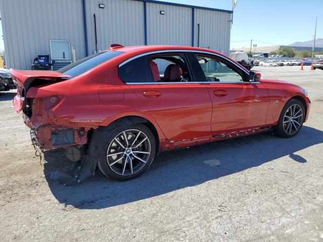 Photo 2 VIN: 3MW5P9J01N8C54055 - BMW 3 SERIES 