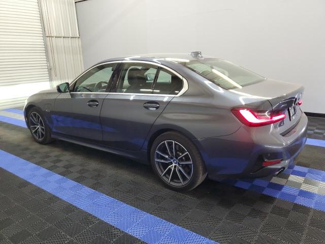 Photo 1 VIN: 3MW5P9J04N8C72565 - BMW 3 SERIES 