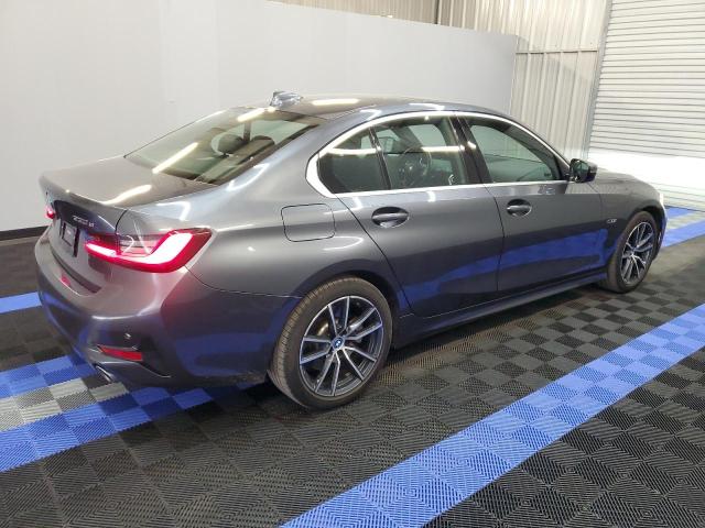 Photo 2 VIN: 3MW5P9J04N8C72565 - BMW 3 SERIES 