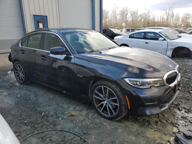 Photo 3 VIN: 3MW5P9J06N8C65438 - BMW 3 SERIES 