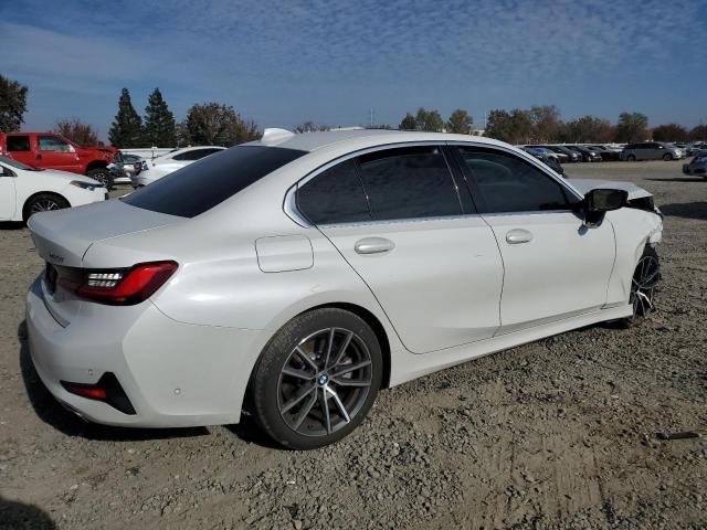 Photo 2 VIN: 3MW5R1J00L8B08769 - BMW 330I 