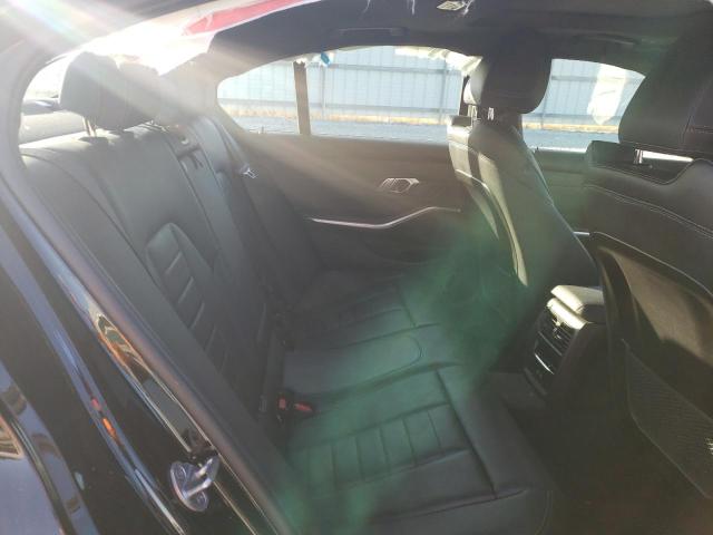 Photo 9 VIN: 3MW5R1J00M8B82808 - BMW 330I 