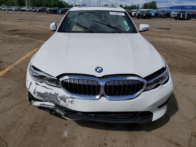 Photo 4 VIN: 3MW5R1J00M8B89967 - BMW 330I 