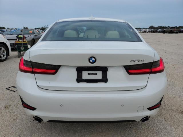 Photo 5 VIN: 3MW5R1J00M8C17959 - BMW 330I 