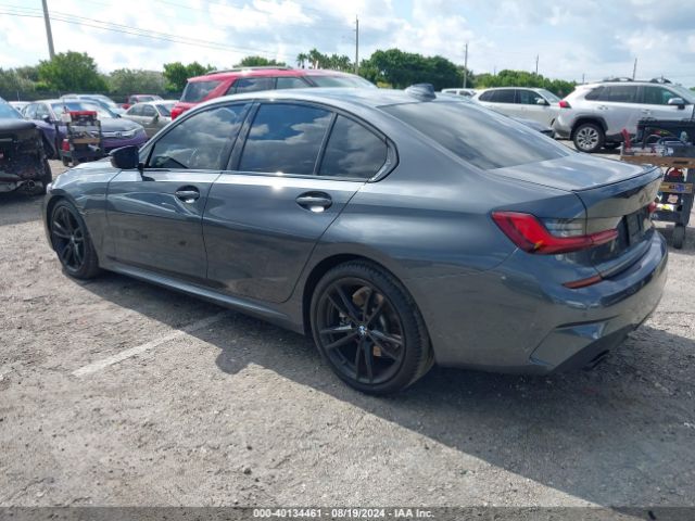 Photo 2 VIN: 3MW5R1J00N8C27831 - BMW 330I 