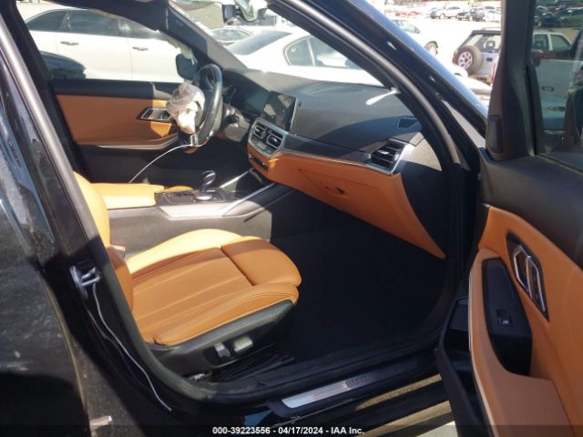 Photo 4 VIN: 3MW5R1J00N8C43575 - BMW 330I 