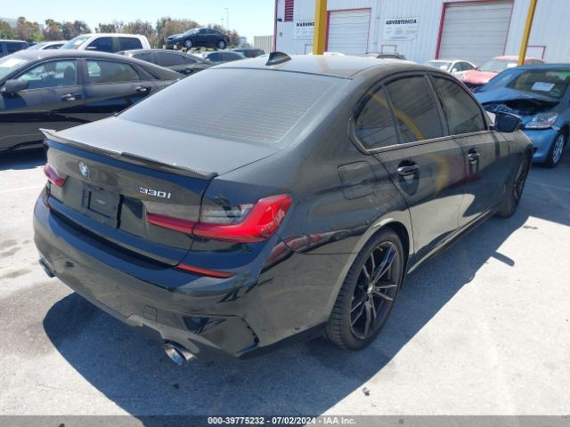 Photo 3 VIN: 3MW5R1J01L8B16430 - BMW 330I 