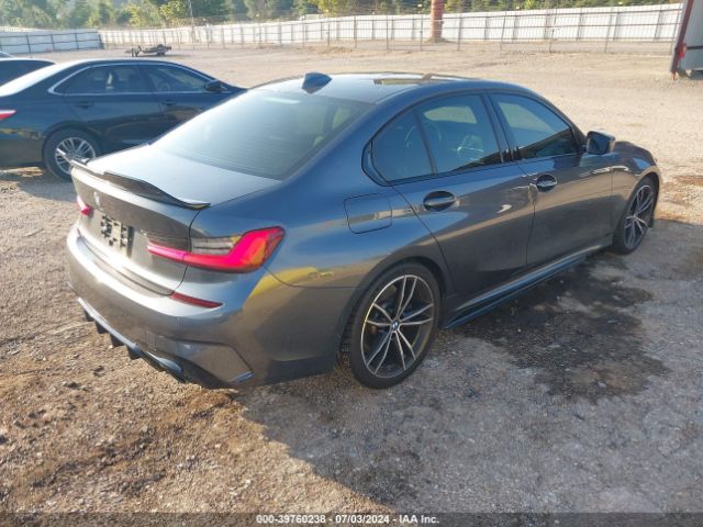 Photo 3 VIN: 3MW5R1J01L8B36001 - BMW 330I 