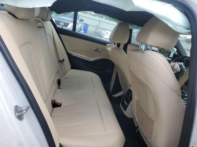 Photo 9 VIN: 3MW5R1J01M8C17968 - BMW 330I 