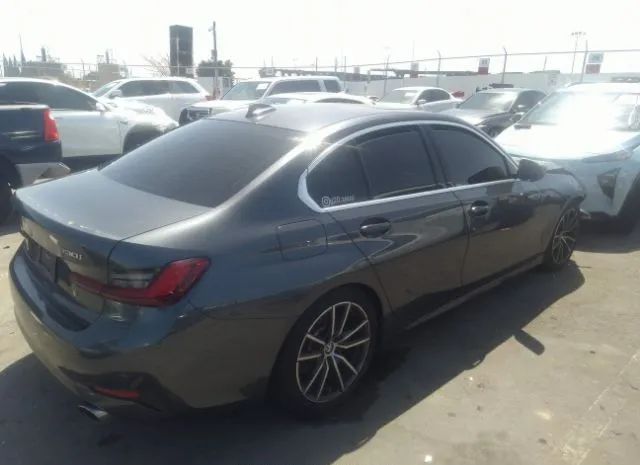 Photo 3 VIN: 3MW5R1J01N8C33735 - BMW 3 SERIES 