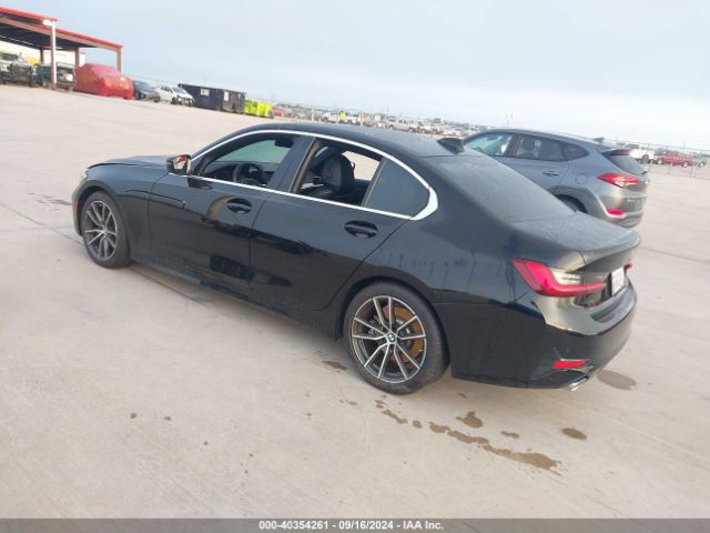 Photo 2 VIN: 3MW5R1J01N8C68002 - BMW 330I 