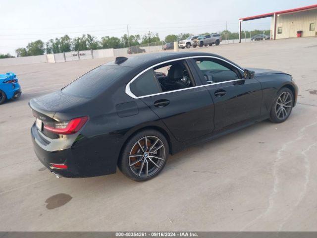 Photo 3 VIN: 3MW5R1J01N8C68002 - BMW 330I 