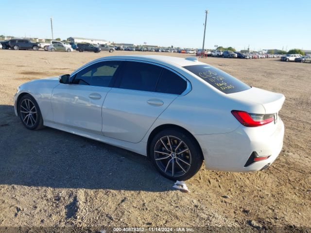 Photo 2 VIN: 3MW5R1J02L8B46777 - BMW 330I 