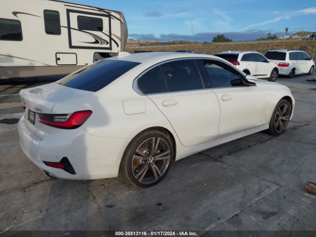 Photo 3 VIN: 3MW5R1J02M8B49969 - BMW 330I 