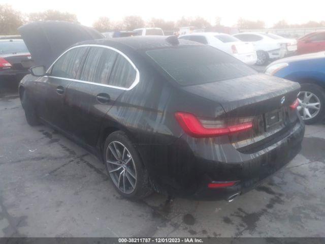 Photo 2 VIN: 3MW5R1J02M8B68635 - BMW 330I 