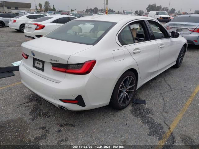 Photo 3 VIN: 3MW5R1J02M8B71275 - BMW 330I 