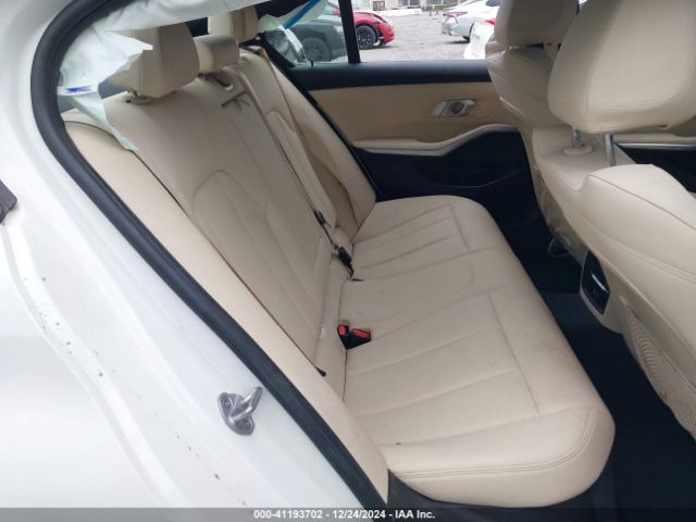 Photo 7 VIN: 3MW5R1J02M8B71275 - BMW 330I 