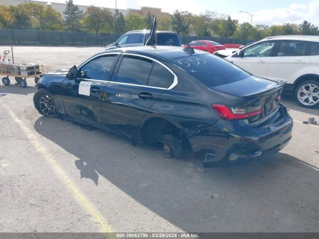 Photo 2 VIN: 3MW5R1J02M8B95155 - BMW 330I 