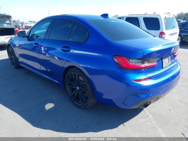 Photo 2 VIN: 3MW5R1J02M8B95981 - BMW 330I 