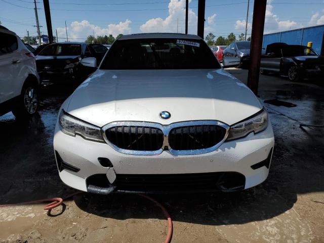 Photo 4 VIN: 3MW5R1J02M8B97178 - BMW 330I 