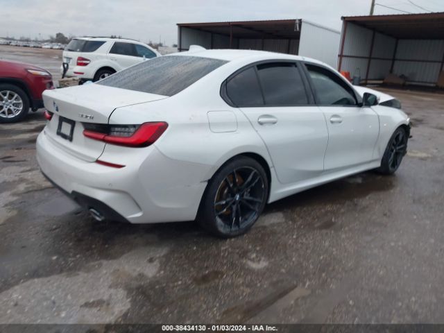 Photo 3 VIN: 3MW5R1J02M8C03819 - BMW 330I 