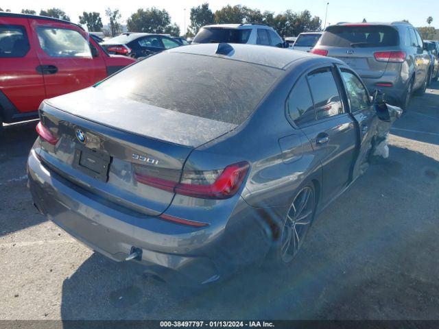 Photo 3 VIN: 3MW5R1J02N8C33341 - BMW 330I 