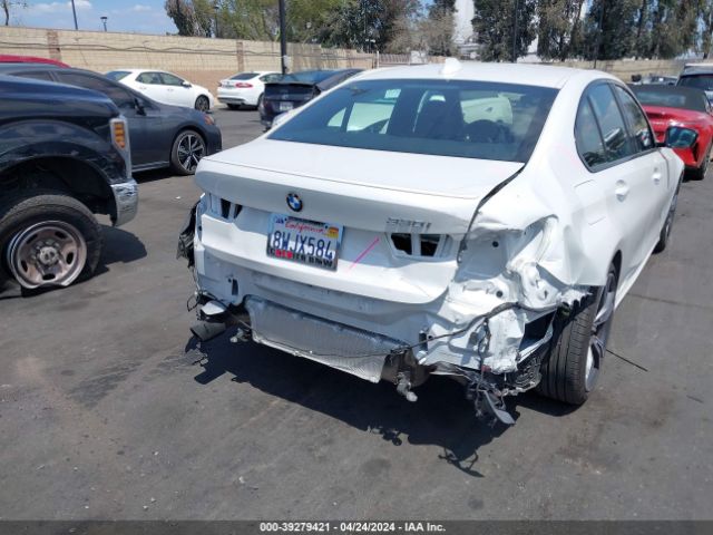 Photo 5 VIN: 3MW5R1J02N8C41858 - BMW 330I 