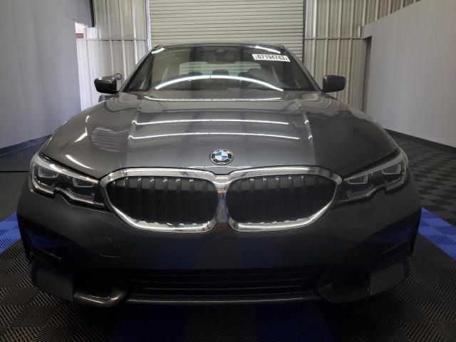 Photo 4 VIN: 3MW5R1J02N8C59910 - BMW 330I 