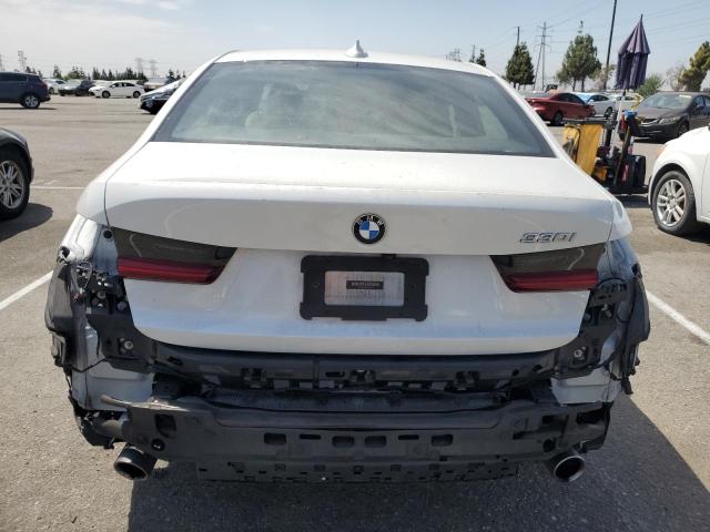 Photo 5 VIN: 3MW5R1J03M8B75335 - BMW 330I 