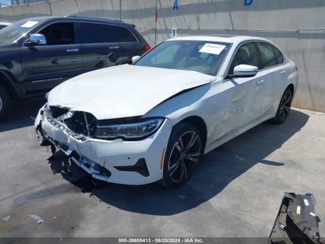 Photo 1 VIN: 3MW5R1J03M8B93396 - BMW 330I 