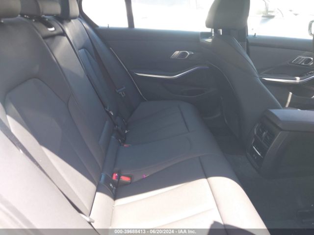 Photo 7 VIN: 3MW5R1J03M8B93396 - BMW 330I 