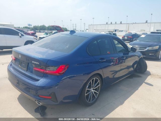 Photo 3 VIN: 3MW5R1J03N8C26821 - BMW 330I 