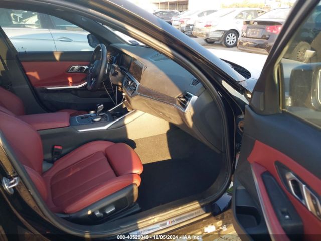 Photo 4 VIN: 3MW5R1J03N8C74366 - BMW 330I 