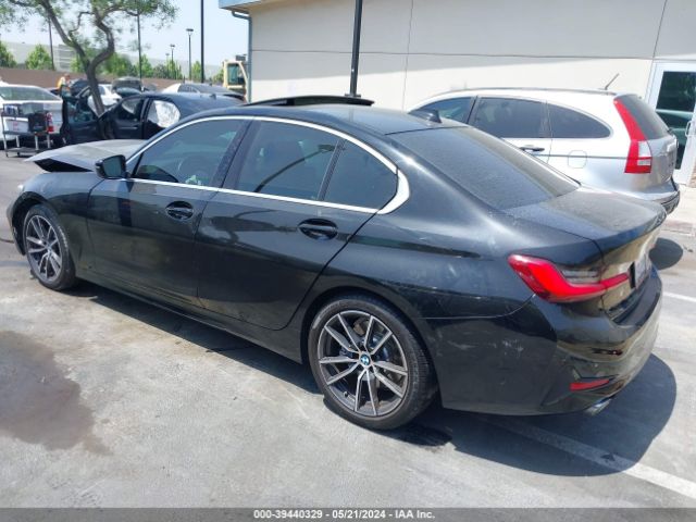 Photo 2 VIN: 3MW5R1J04L8B17099 - BMW 330I 