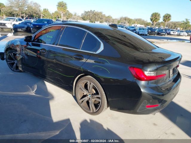 Photo 2 VIN: 3MW5R1J04L8B33982 - BMW 330I 