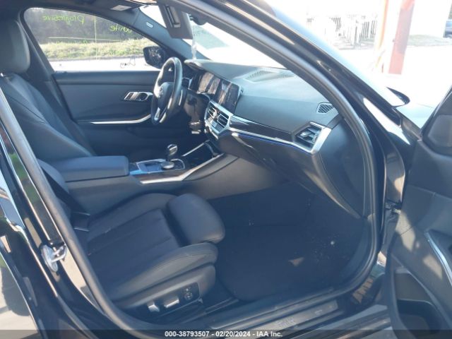 Photo 4 VIN: 3MW5R1J04L8B33982 - BMW 330I 