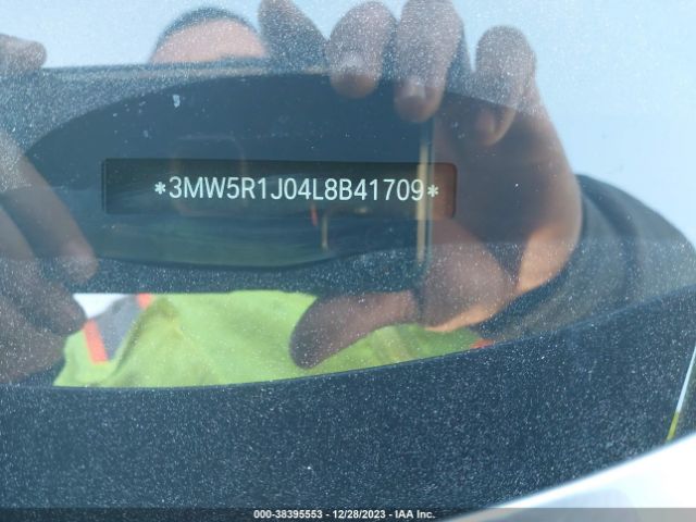 Photo 8 VIN: 3MW5R1J04L8B41709 - BMW 330I 