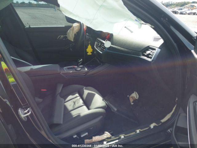 Photo 4 VIN: 3MW5R1J04L8B46103 - BMW 330I 