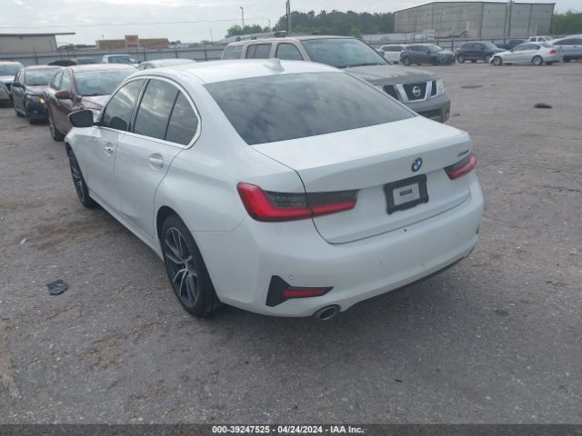 Photo 2 VIN: 3MW5R1J04L8B46702 - BMW 330I 