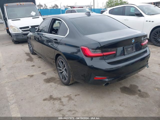 Photo 2 VIN: 3MW5R1J04M8B47009 - BMW 330I 