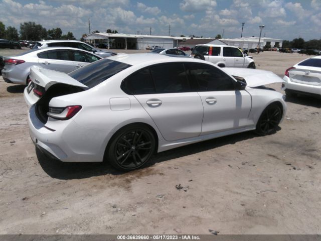 Photo 3 VIN: 3MW5R1J04M8B89096 - BMW 330I 