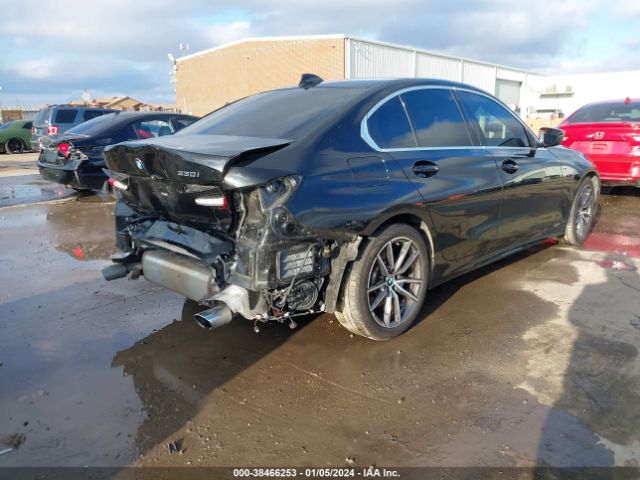 Photo 3 VIN: 3MW5R1J04M8B95559 - BMW 330I 