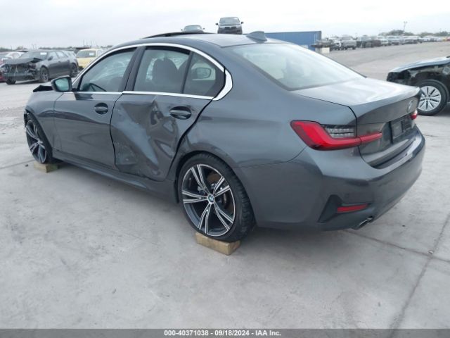 Photo 2 VIN: 3MW5R1J04M8B95979 - BMW 330I 