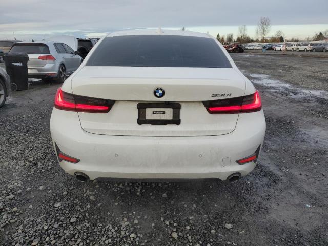 Photo 5 VIN: 3MW5R1J04N8C51632 - BMW 330I 