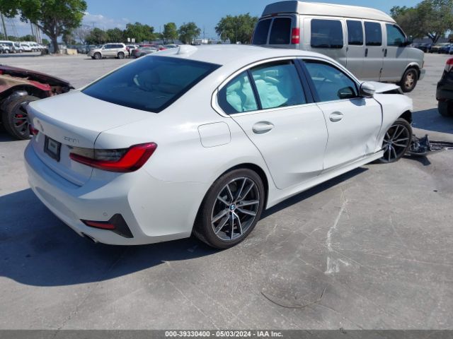 Photo 3 VIN: 3MW5R1J05L8B23512 - BMW 330I 