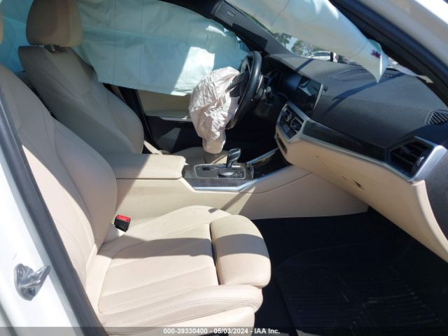 Photo 4 VIN: 3MW5R1J05L8B23512 - BMW 330I 